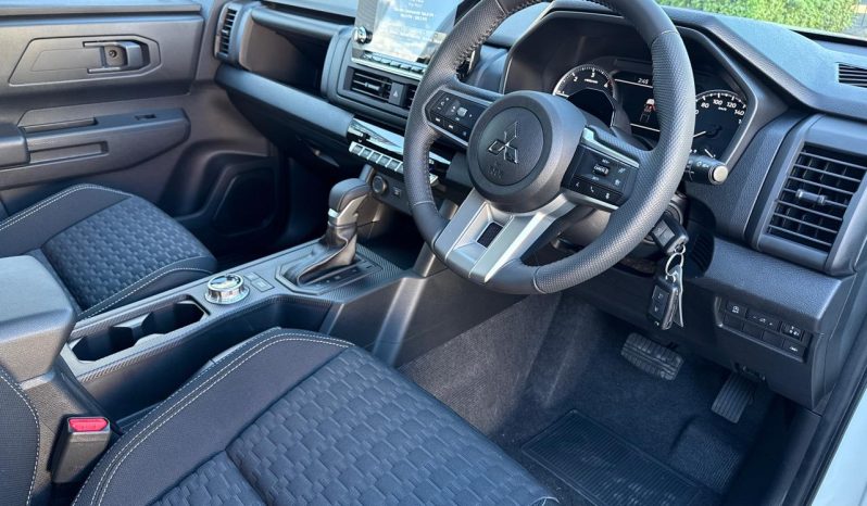 2026 Mitsubishi Triton GLXS Sport full