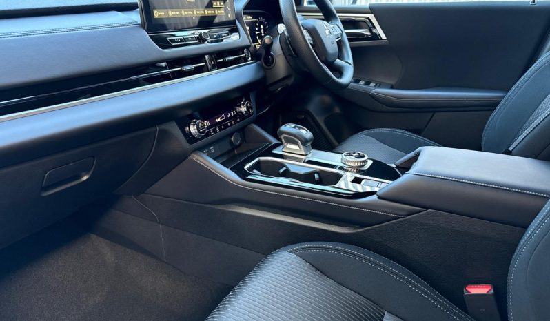 2025 Mitsubishi Outlander Ls full