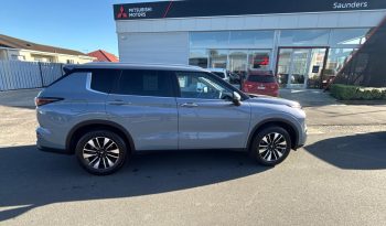 2025 Mitsubishi Outlander Ls full