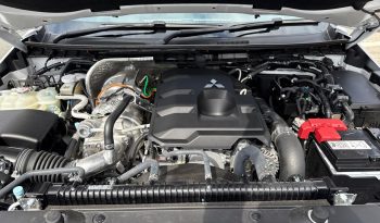 2026 Mitsubishi Triton VRX full