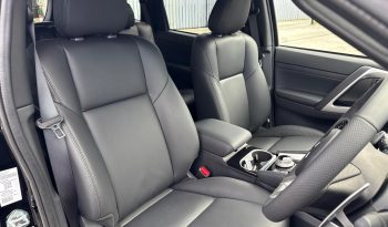 2025 Mitsubishi Pajero Sport VRXB Black Edition full