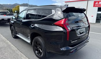 2025 Mitsubishi Pajero Sport VRXB Black Edition full