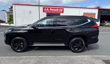 2025 Mitsubishi Pajero Sport VRXB Black Edition full