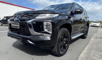 2025 Mitsubishi Pajero Sport VRXB Black Edition full