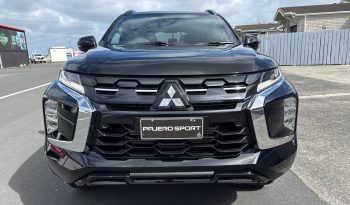 2025 Mitsubishi Pajero Sport VRXB Black Edition full