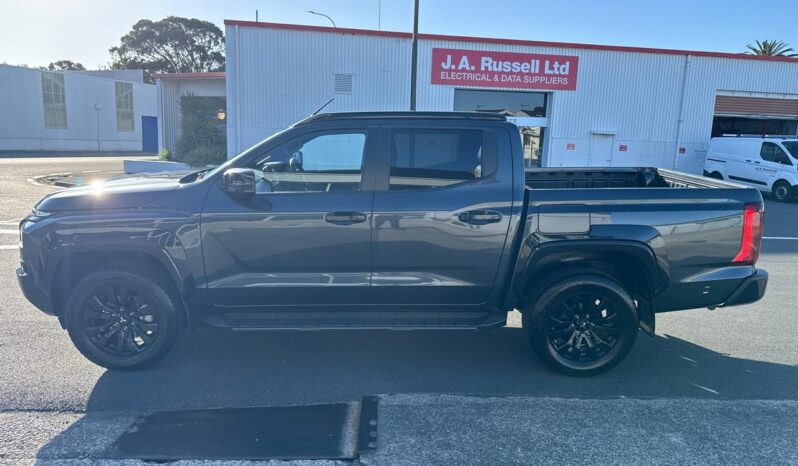 2026 Mitsubishi Triton VRX full