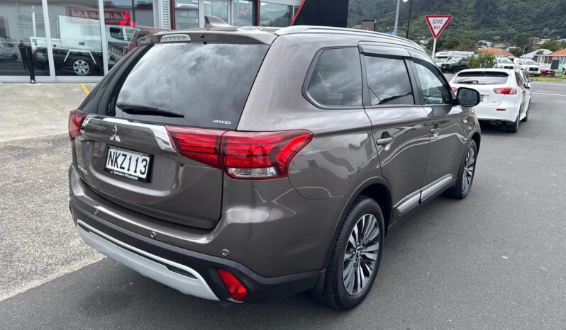 2021 Mitsubishi Outlander LS 4WD full