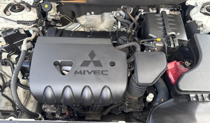 2019 Mitsubishi Outlander XLS full