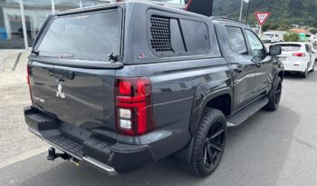 2026 Mitsubishi Triton VRX Black Edition full