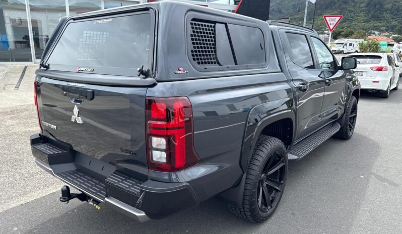 2026 Mitsubishi Triton VRX Black Edition full