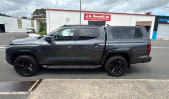 2026 Mitsubishi Triton VRX Black Edition full