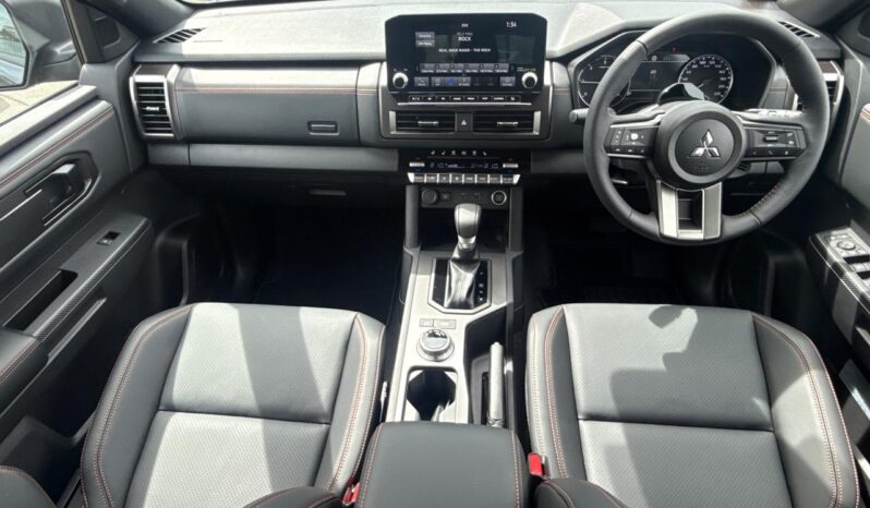 2026 Mitsubishi Triton VRX Black Edition full