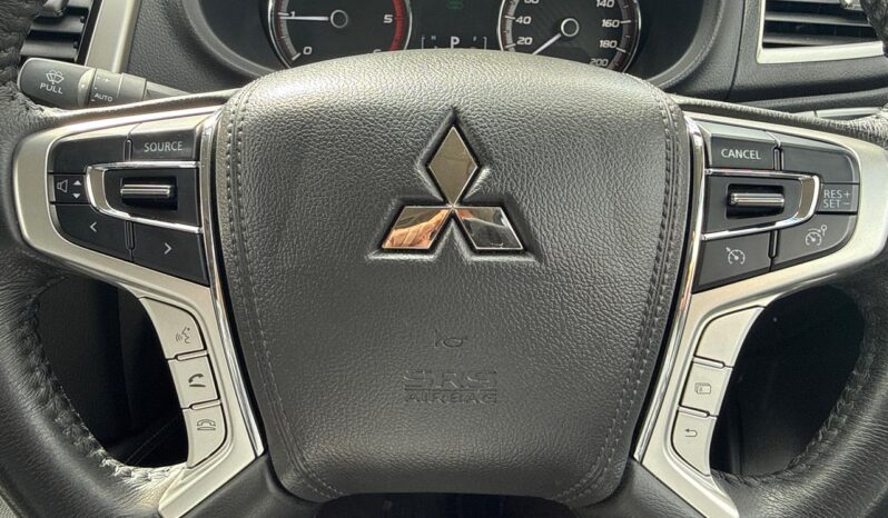 2022 Mitsubishi Triton GLX-R full