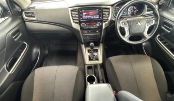 2022 Mitsubishi Triton GLX-R full