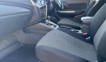 2022 Mitsubishi Triton GLX-R full