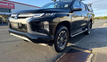 2022 Mitsubishi Triton GLX-R full
