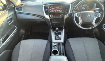 2022 Mitsubishi Triton GLX-R full