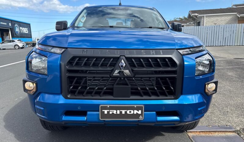 2026 Mitsubishi Triton GLXS Sport full