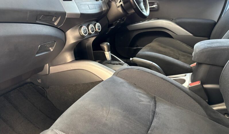 2006 Mitsubishi Outlander full