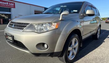 2006 Mitsubishi Outlander full