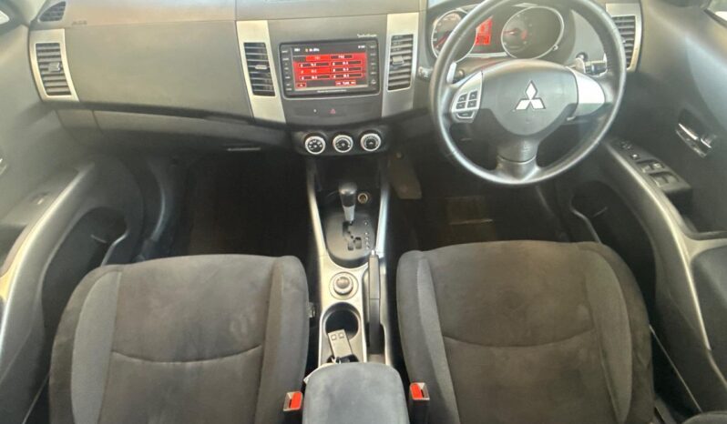 2006 Mitsubishi Outlander full