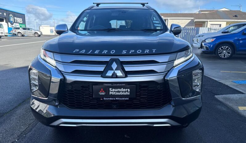 2022 Mitsubishi Pajero Sport VRX full