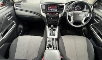2023 Mitsubishi Triton Dc Glsb 4Wd 6At Black Edition full