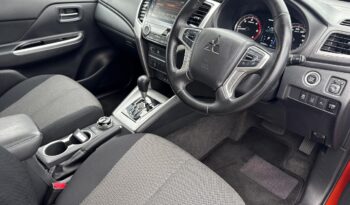 2023 Mitsubishi Triton Dc Glsb 4Wd 6At Black Edition full