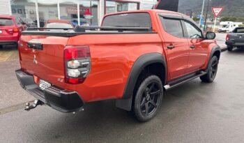 2023 Mitsubishi Triton Dc Glsb 4Wd 6At Black Edition full
