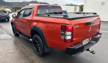 2023 Mitsubishi Triton Dc Glsb 4Wd 6At Black Edition full