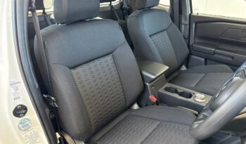2026 Mitsubishi Triton GLX Club Cab full