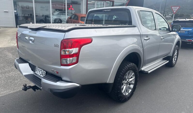 2017 Mitsubishi Triton GLX-R full