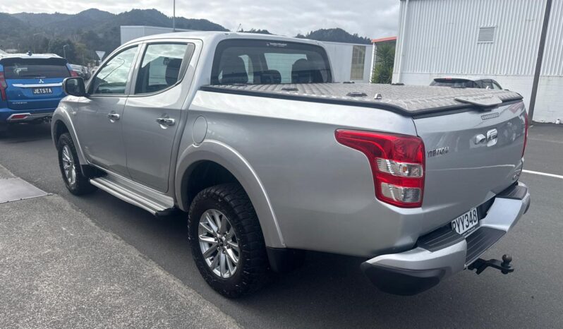 2017 Mitsubishi Triton GLX-R full