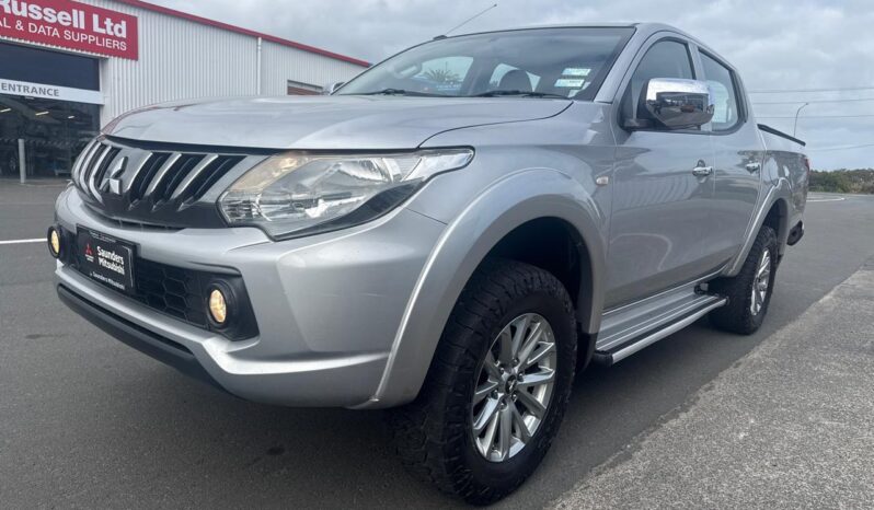 2017 Mitsubishi Triton GLX-R full