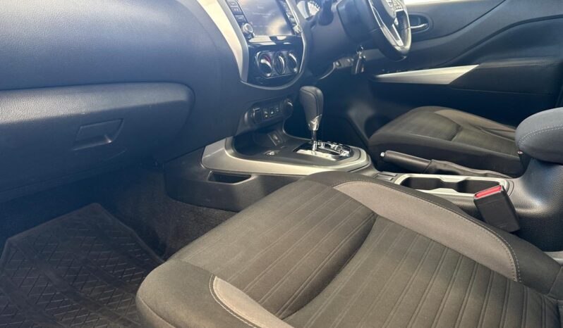 2021 Nissan Navara ST full
