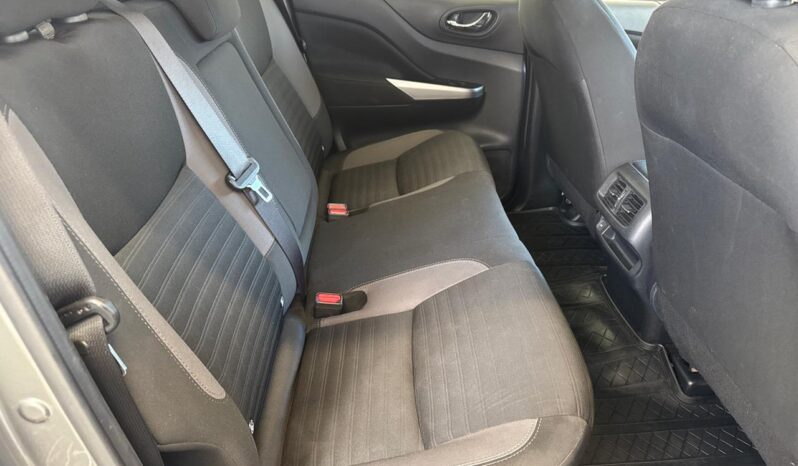 2021 Nissan Navara ST full