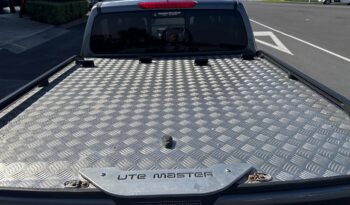 2021 Nissan Navara ST full