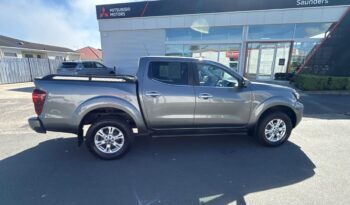 2021 Nissan Navara ST full