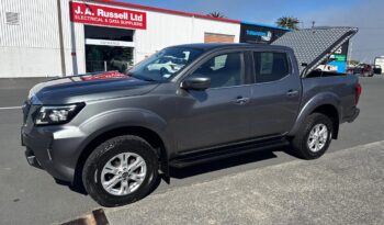 2021 Nissan Navara ST full