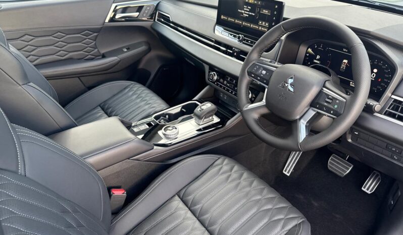 2026 Mitsubishi Outlander VRX full