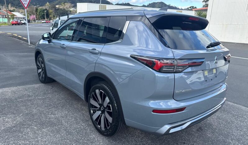 2026 Mitsubishi Outlander VRX full