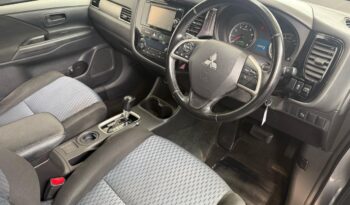 2013 Mitsubishi Outlander Ls full