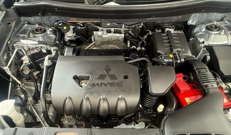 2013 Mitsubishi Outlander Ls full