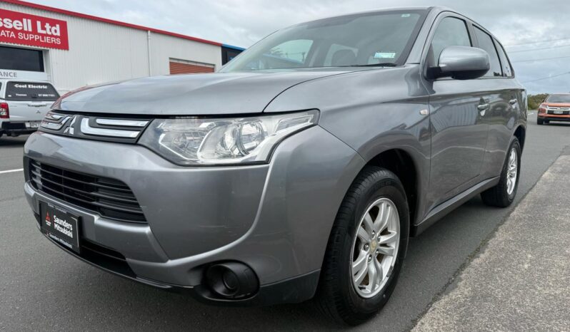 2013 Mitsubishi Outlander Ls full