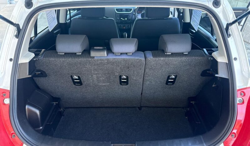 2015 Suzuki Swift Glab full
