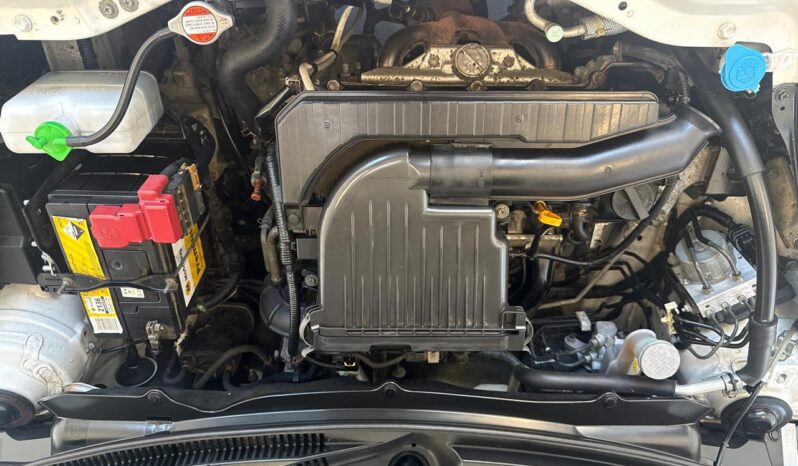 2015 Suzuki Swift Glab full