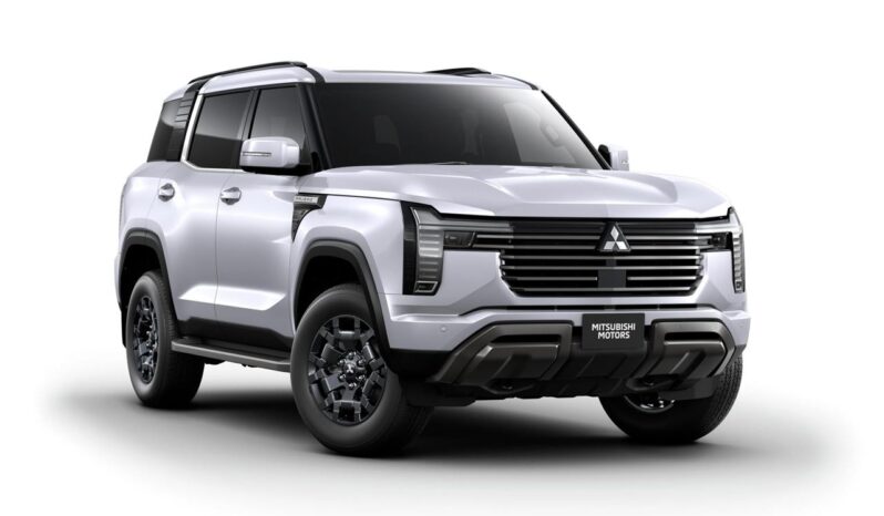 2026 Mitsubishi Pajero VRX full