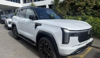 2026 Mitsubishi Pajero Exceed full